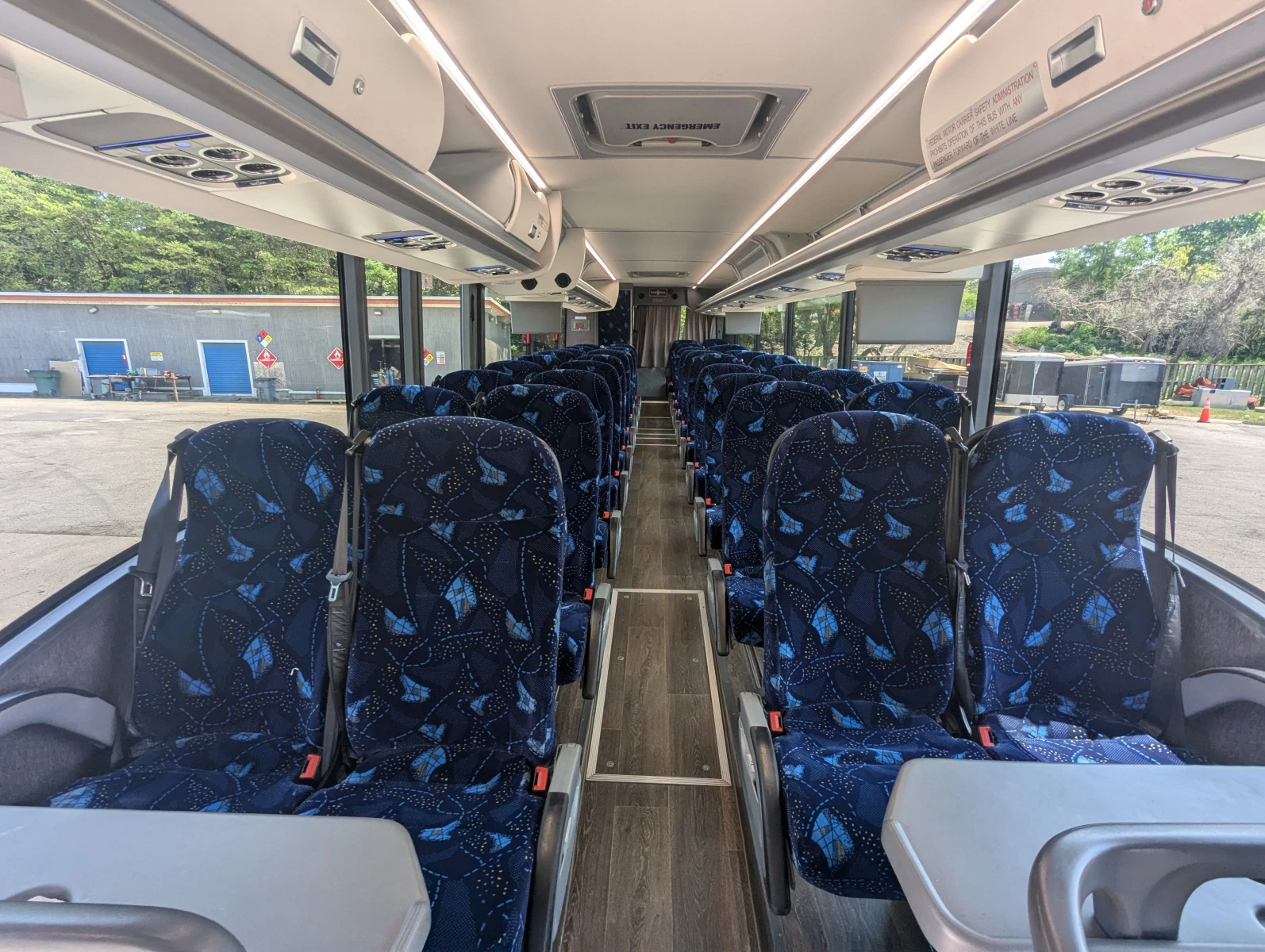 TransferNow-Van-Hool-CX35-38-passengers-1